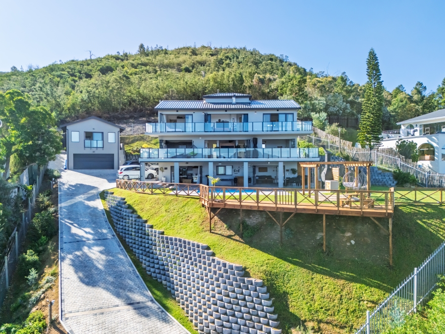 6 Bedroom Property for Sale in Old Place Western Cape